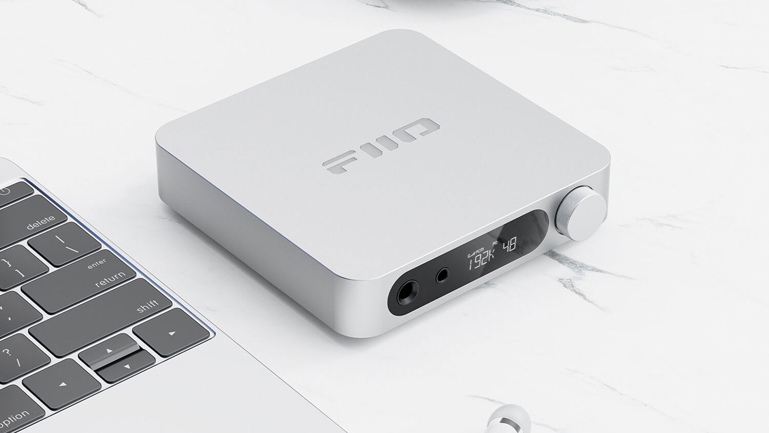 FiiO K11 Desktop USB DAC and Headphone Amplifier FiiO K11 Desktop USB DAC and Headphone Amplifier