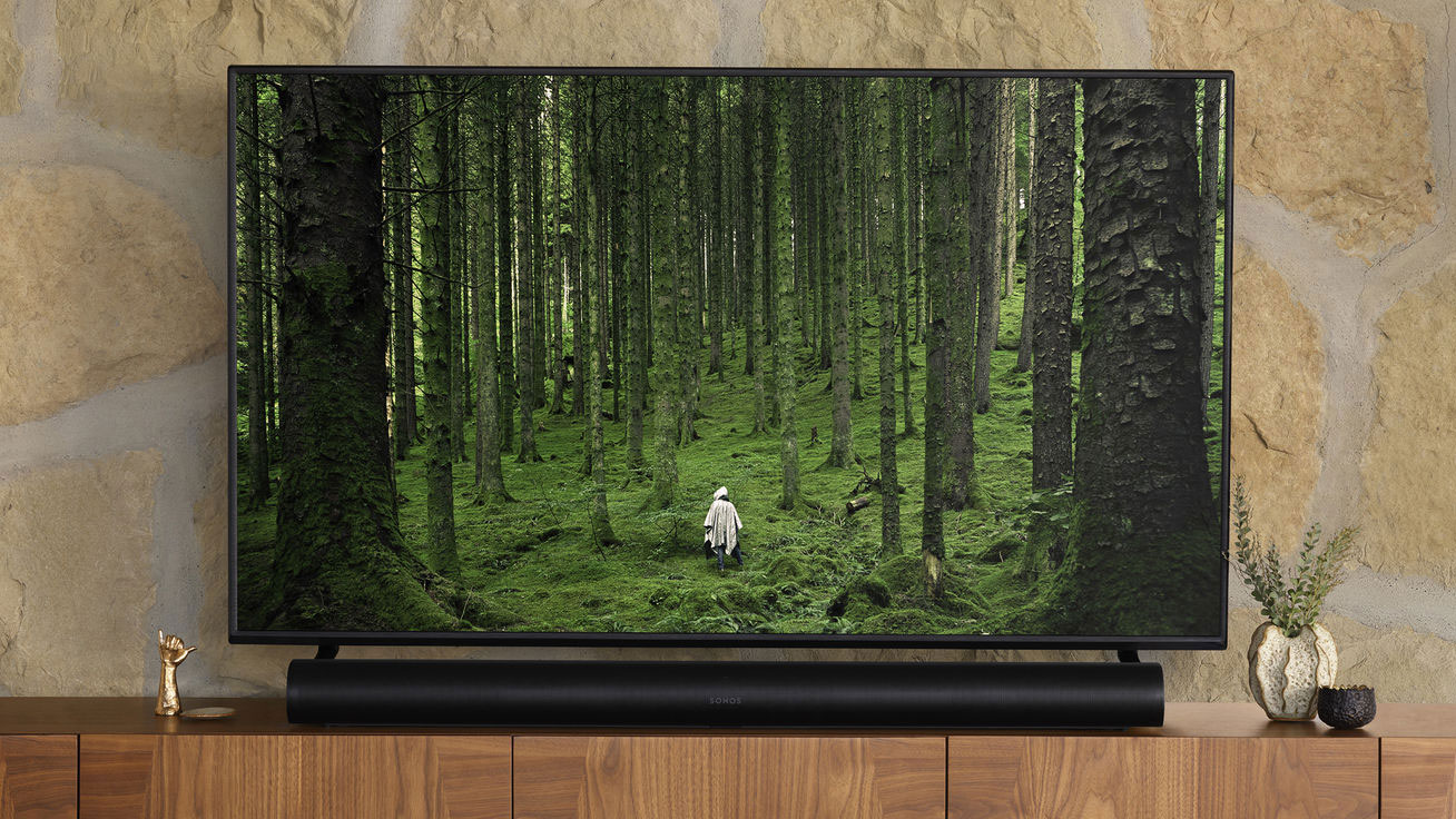 The Sonos Arc is an example of a premium quality soundbar that is expandable with other Sonos speakers, such as the Sonos Era 300. This pairing can be used for your surround sound system. In addition, you can pair the soundbar with other multi-room Sonos speakers to create a seamless listening experience throughout your house.