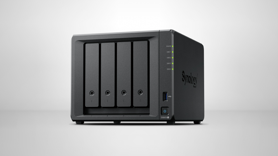 Synology DS925+ 4 Bay NAS Enclosure Synology DS925+ 4 Bay NAS Enclosure
