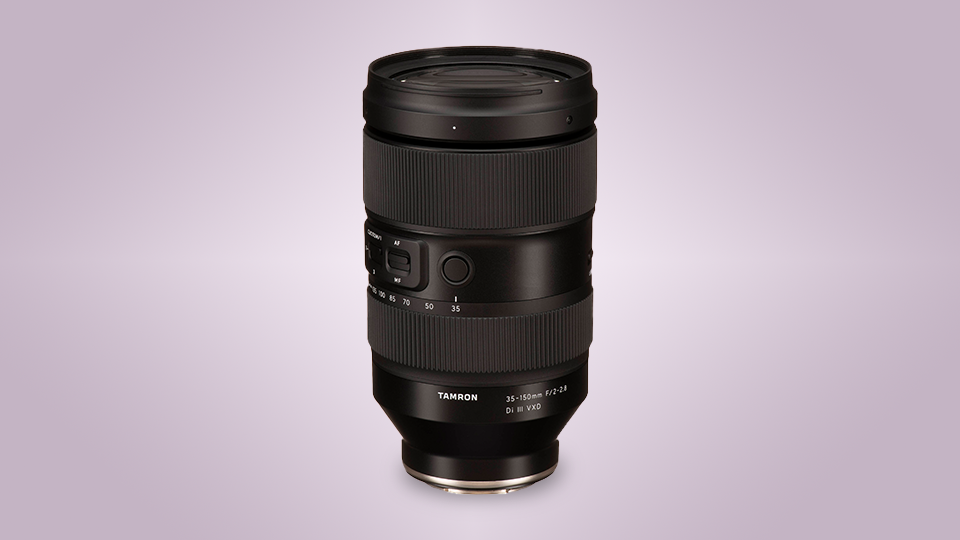 Tamron 35-150mm f/2-2.8 Di III VXD Lens Tamron 35-150mm f/2-2.8 Di III VXD Lens