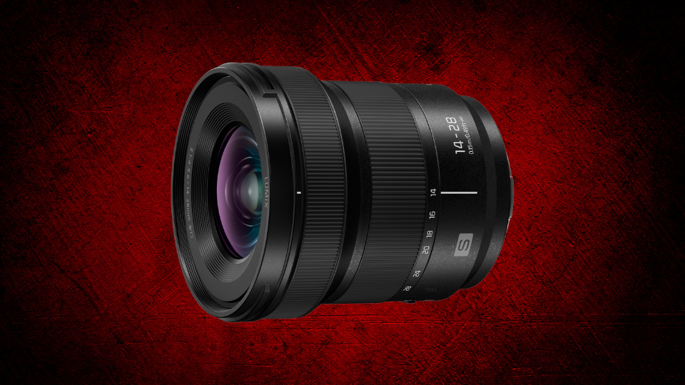 14-28mm Ultra-Wide L-Mount Half-Macro Zoom Lens